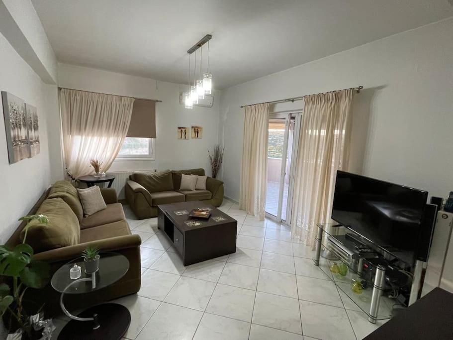 μοντέρνο μόλις 3 χιλ. απο τη σητεια Apartment Sitia (Crete)
